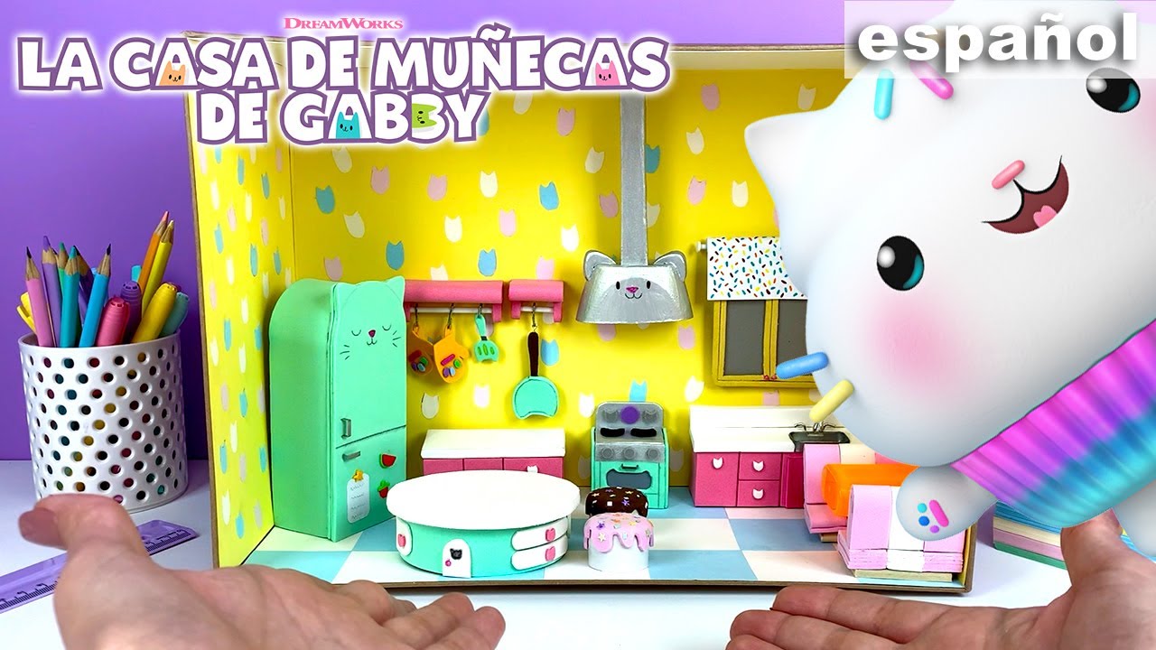Cómo hacer tu propia casa de muñecas inspirada en la serie Gabby y la casa  de Muñecas: un tutorial paso a paso - Gabby Gatos